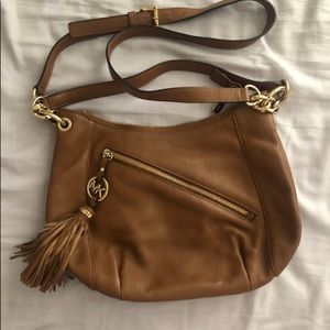 Micheal Kors Crossbody